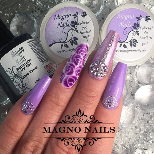 Preview: Flieder Nägel mit Aquarel Technik